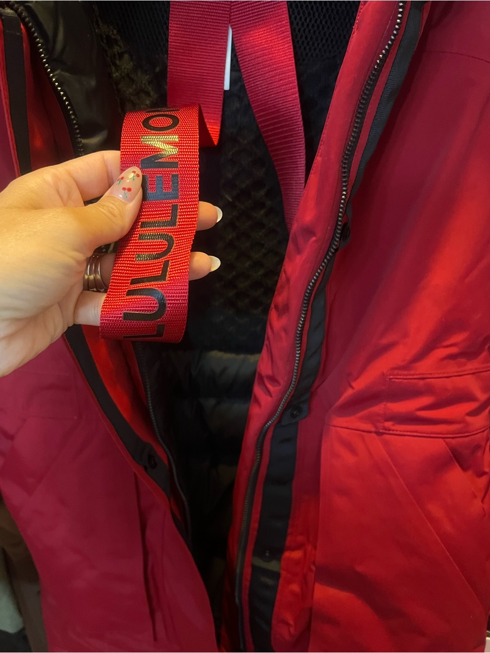 SALE 🔥NWT lululemon WINTER WARRIOR Red Women's Insulated Puffer Parka - Picture 4 of 12